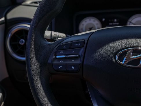 Used 2023 Hyundai Kona SE FWD image 26