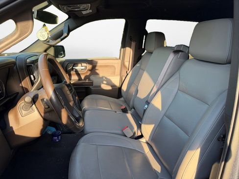 Used 2021 Chevrolet Silverado 1500 LT w/ Convenience Package II image 9