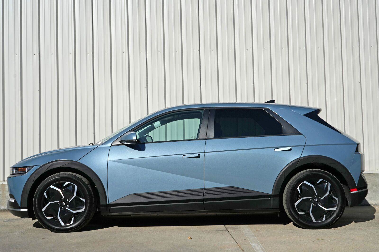 Used 2024 Hyundai Ioniq 5 SEL RWD image 9