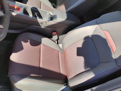 New 2026 Nissan Kicks SR w/ Cold Weather Package image 15