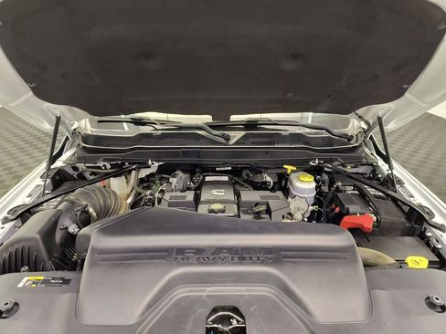 Used 2022 RAM 3500 Tradesman image 30