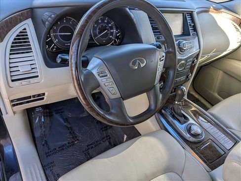 Used 2017 INFINITI QX80 4WD w/ Driver Assistance Package image 10