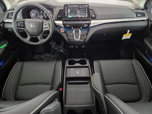 New 2026 Honda Odyssey Touring image 15