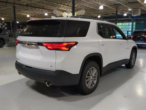 Used 2023 Chevrolet Traverse LT AWD/4WD image 8