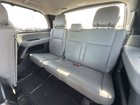 Used 2019 Toyota Sequoia Platinum w/ Four Season Floor Mat Package image 16