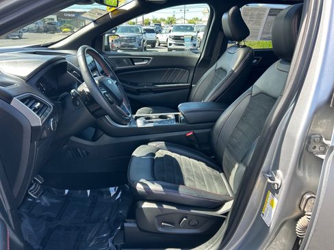 Used 2022 Ford Edge ST-Line w/ Class II Trailer Tow Package AWD/4WD image 7