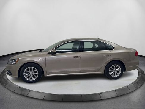Used 2016 Volkswagen Passat 1.8T S image 8