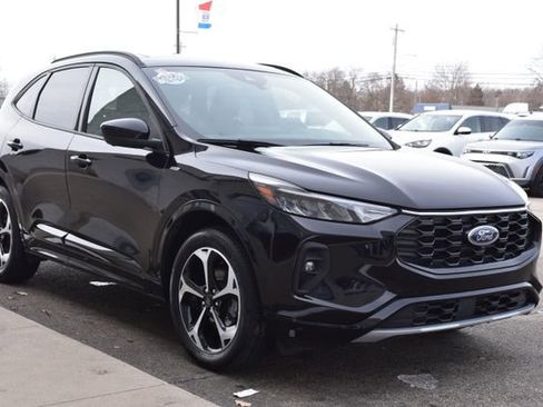 Used 2024 Ford Escape ST-Line Select w/ Tech Pack #2 image 7