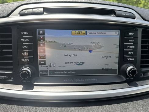Used 2017 Kia Sorento SX AWD/4WD image 24