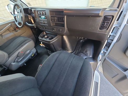 Used 2024 Chevrolet Express 2500 w/ Driver Convenience Package RWD image 28