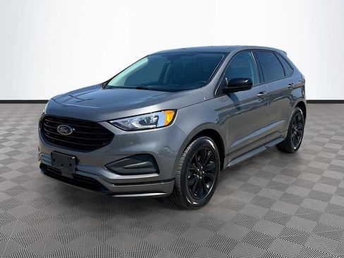 Used 2024 Ford Edge SE w/ Black Appearance Package AWD/4WD image 3