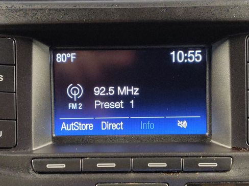 Used 2019 Ford Explorer XLT FWD image 25