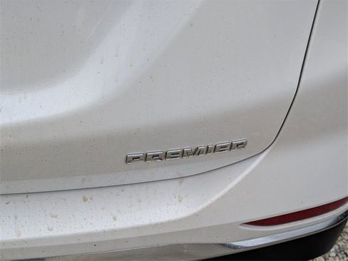 Used 2019 Chevrolet Equinox Premier image 8