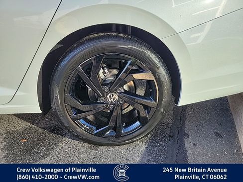 New 2026 Volkswagen Jetta SE image 18