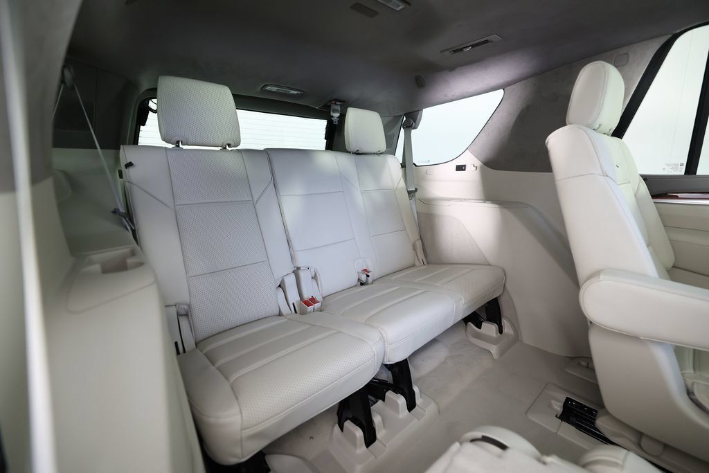 Used 2026 Cadillac Escalade Platinum Sport AWD/4WD image 14