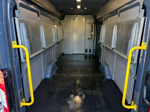 Used 2020 Ford Transit 250 148 High Roof Extended image 33