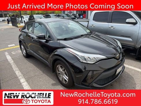 Used 2021 Toyota C-HR LE FWD image 1