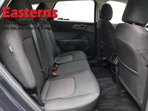 Used 2024 Kia Sportage LX FWD image 22