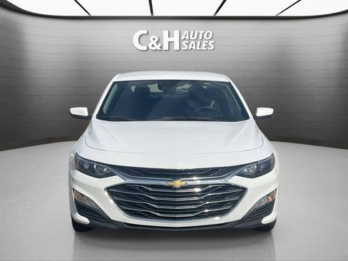 Used 2024 Chevrolet Malibu LT image 2