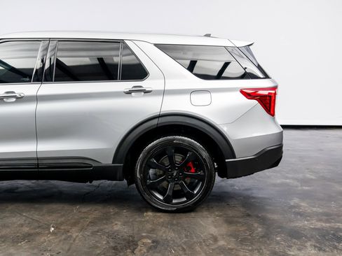 Used 2022 Ford Explorer ST w/ Equipment Group 401A image 13