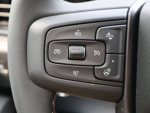 New 2026 GMC Sierra 2500 AT4 w/ LPO, Black Badging Package AWD/4WD image 8