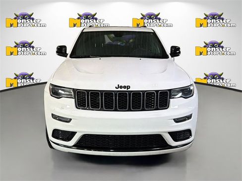 Used 2021 Jeep Grand Cherokee Limited X image 2