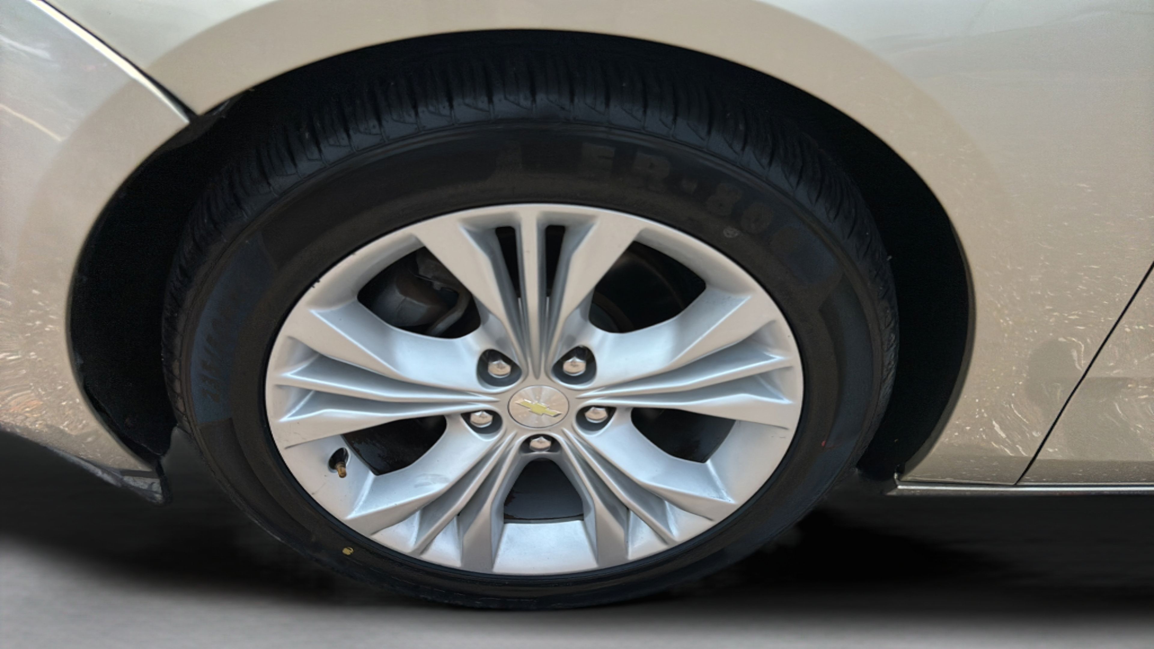 Used 2014 Chevrolet Impala LT w/ Premium Seating Package FWD image 31