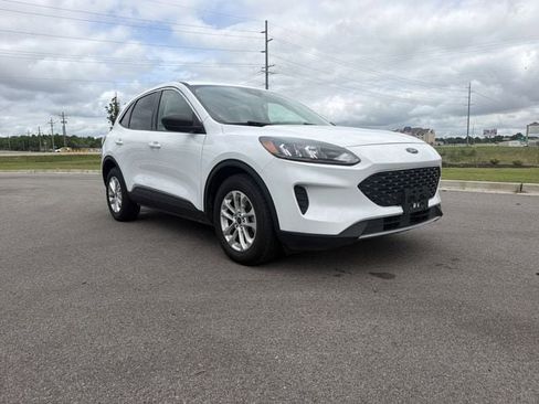 Used 2022 Ford Escape SE FWD image 7