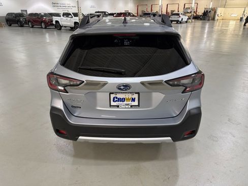 Used 2023 Subaru Outback Limited AWD/4WD image 8