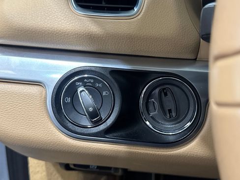 Used 2015 Porsche Boxster RWD image 25