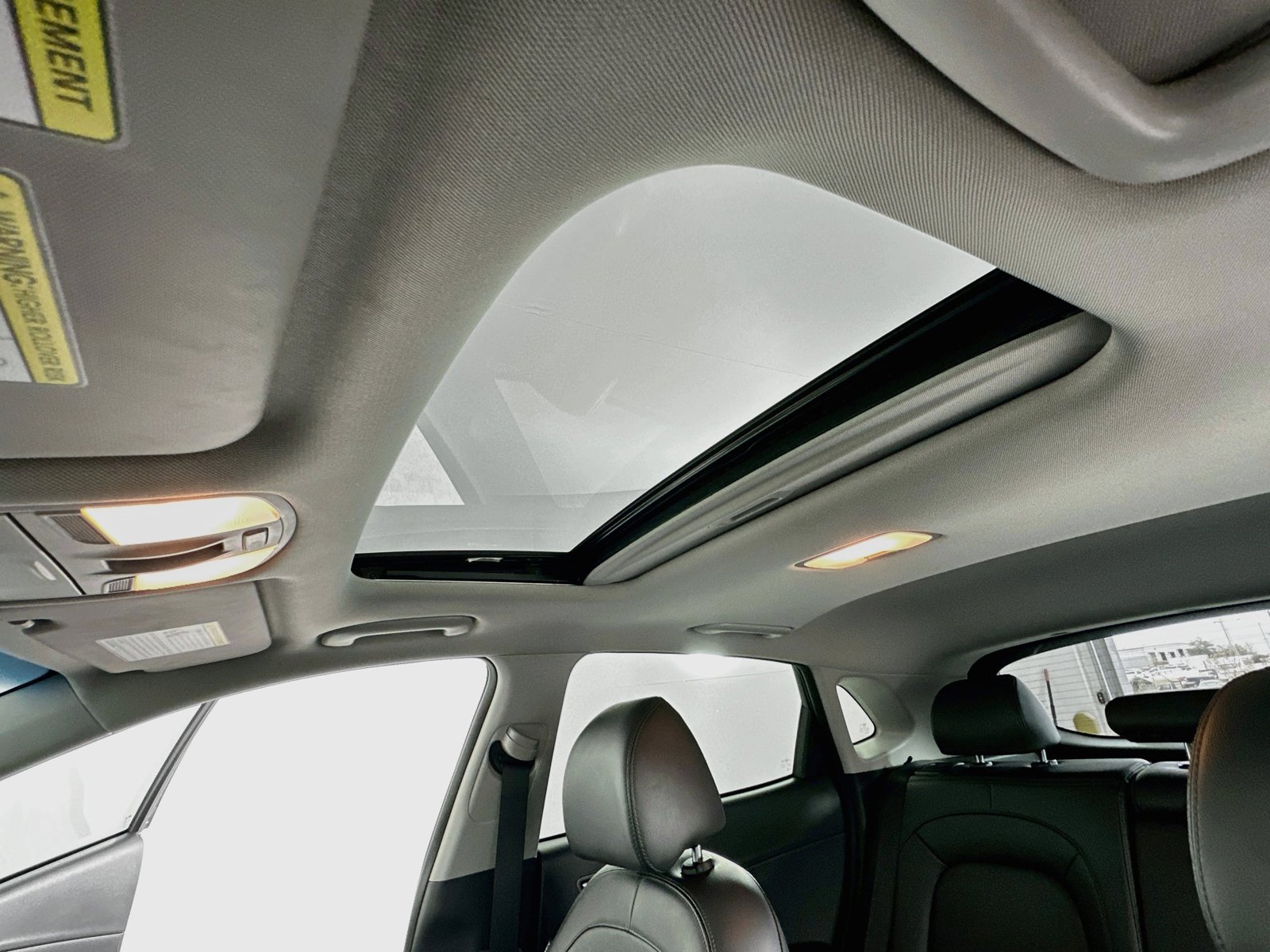 Certified 2022 Hyundai Kona Limited FWD image 24