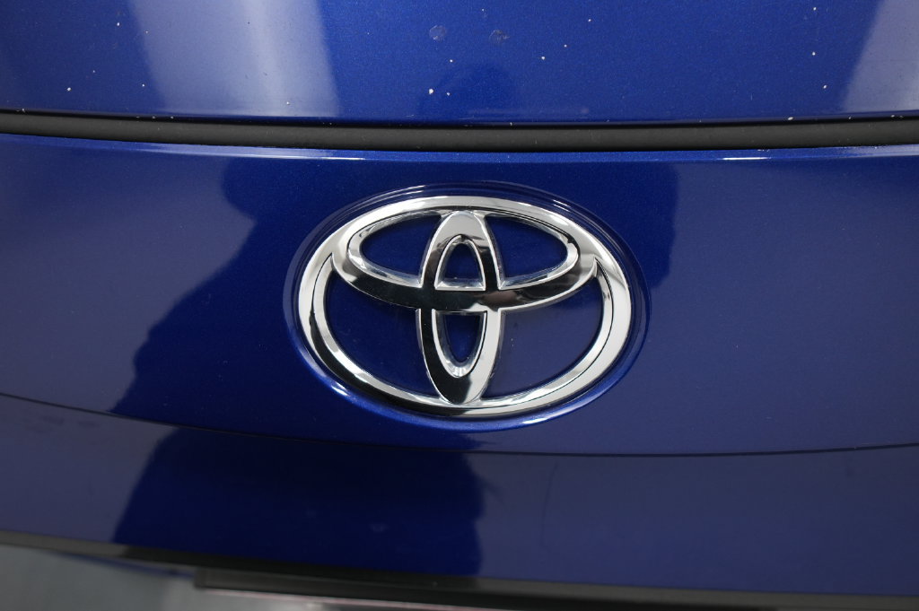 Used 2020 Toyota Corolla SE FWD image 11