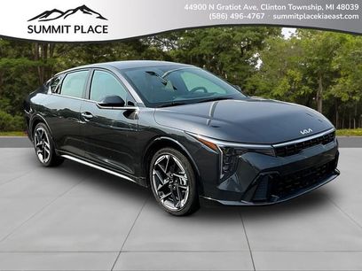 Certified 2025 Kia K4 GT-Line