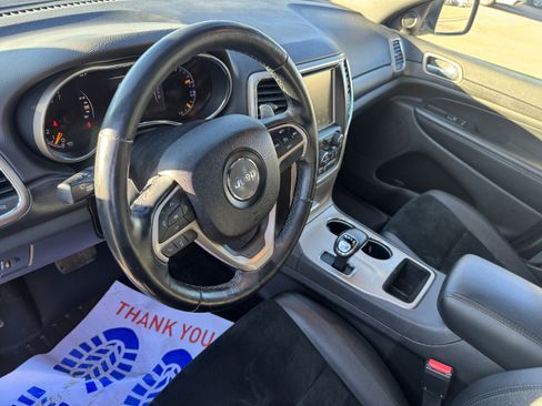 Used 2015 Jeep Grand Cherokee Altitude image 12