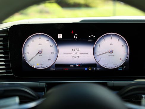 Used 2024 Mercedes-Benz Maybach GLS 600 4MATIC image 7