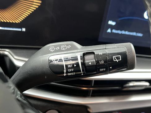 Used 2024 Kia Sorento S FWD image 60
