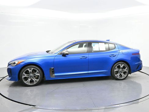 Used 2020 Kia Stinger GT-Line w/ Sun & Sound Package AWD/4WD image 4