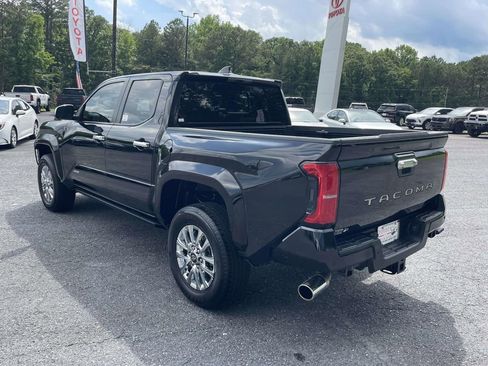 Used 2024 Toyota Tacoma Limited w/ Limited Package (LT) AWD/4WD image 4