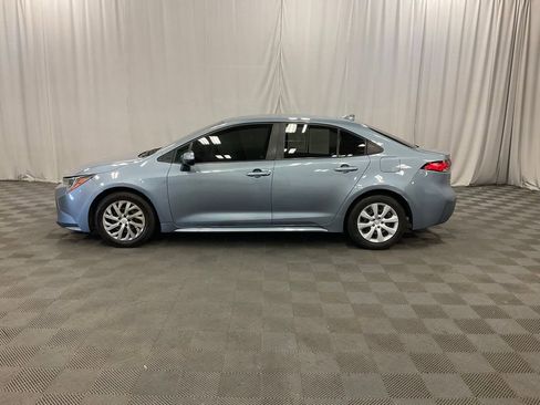 Used 2021 Toyota Corolla LE FWD image 4