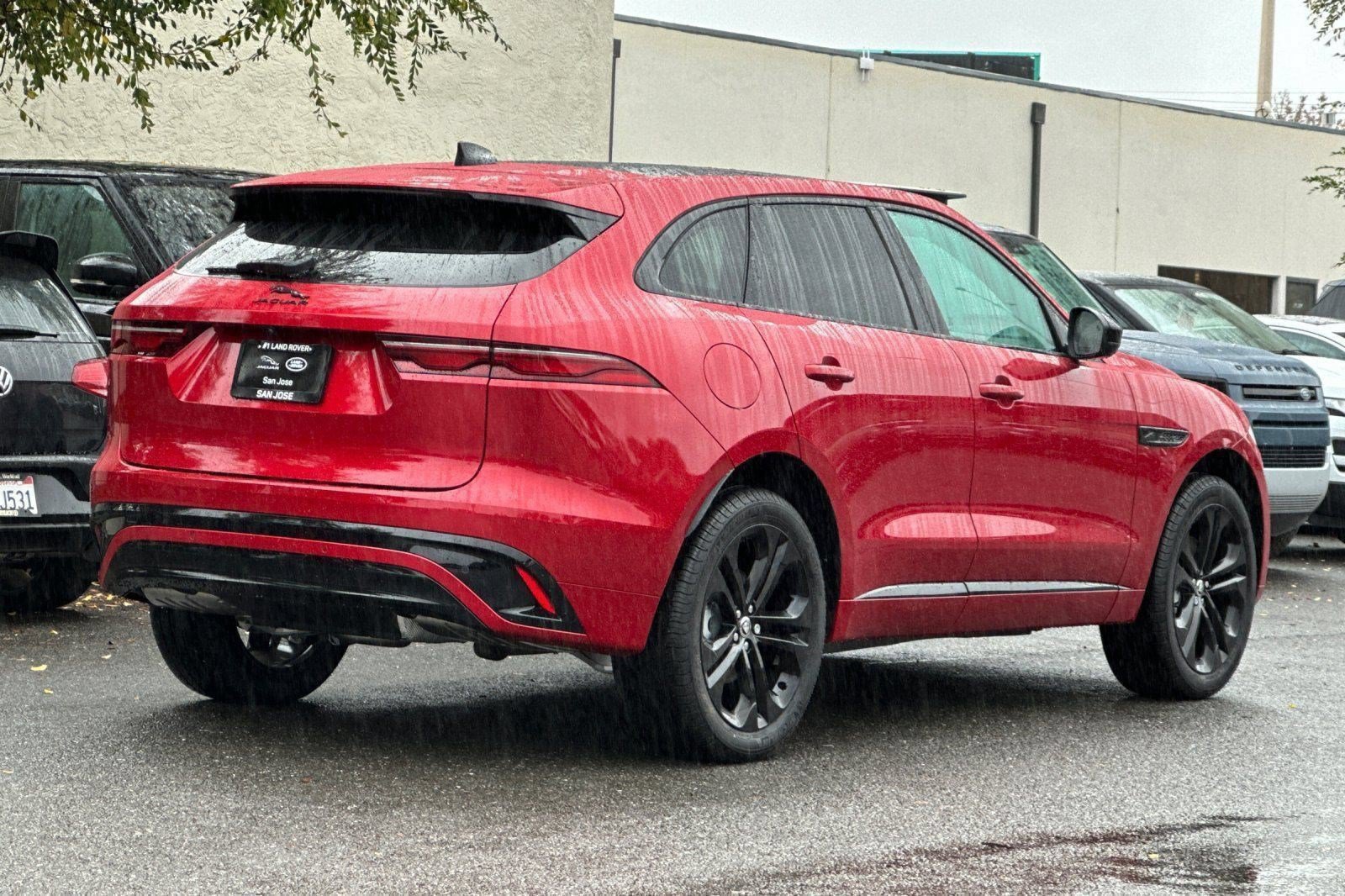 New 2024 Jaguar F-PACE R-Dynamic S AWD/4WD image 8