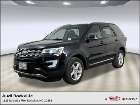 Used 2016 Ford Explorer XLT w/ Equipment Group 202A image 1