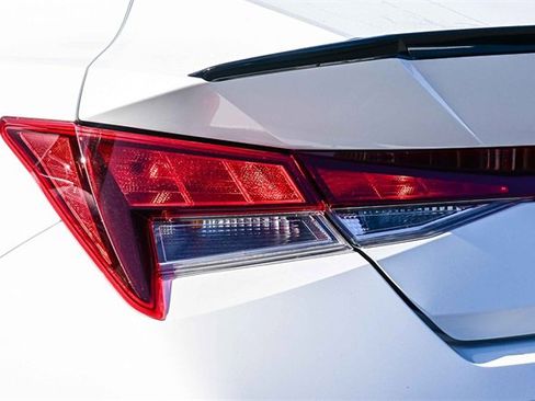 Certified 2025 Hyundai Elantra Sport image 9