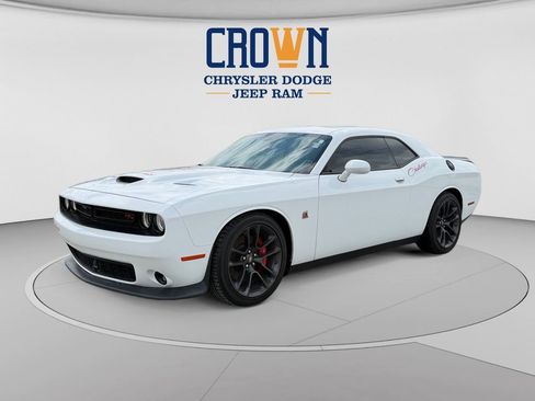 Used 2022 Dodge Challenger R/T Scat Pack w/ Plus Package RWD image 7