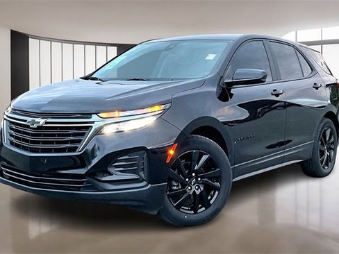 Used 2024 Chevrolet Equinox LS w/ LS Convenience Package image 1