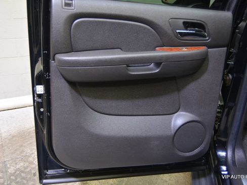 Used 2007 Chevrolet Avalanche LT w/ LT Preferred Equipment Group image 10