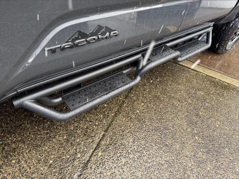 Certified 2025 Toyota Tacoma TRD Off-Road w/ TRD Off Road Upgrade Package image 10