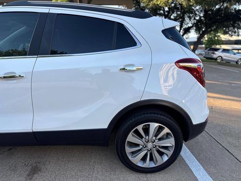 Used 2019 Buick Encore Preferred FWD image 5