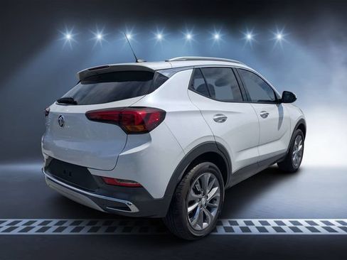 Used 2022 Buick Encore GX Essence w/ Experience Buick Package AWD/4WD image 3