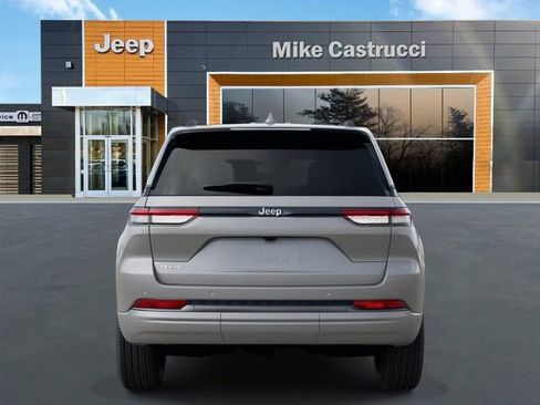 New 2026 Jeep Grand Cherokee Limited image 7