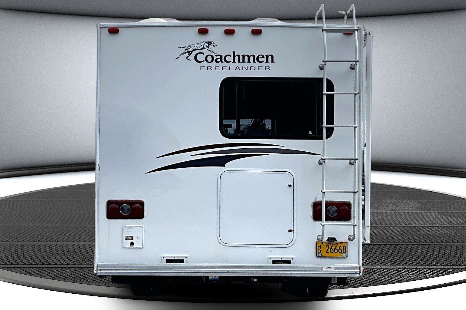 Used 2011 Ford E-350 and Econoline 350 Super Duty w/ Motorhome Prep Pkg RWD image 6